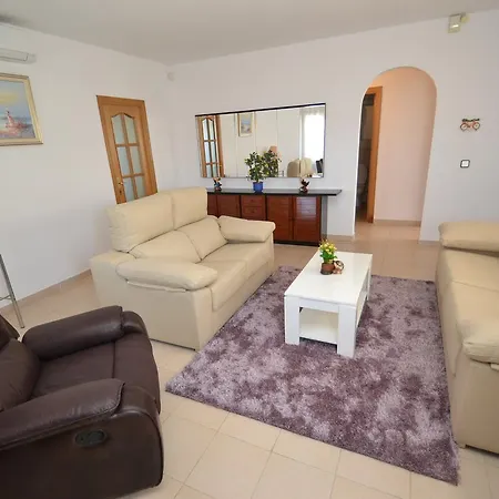 Wvp - Azalees Villa *